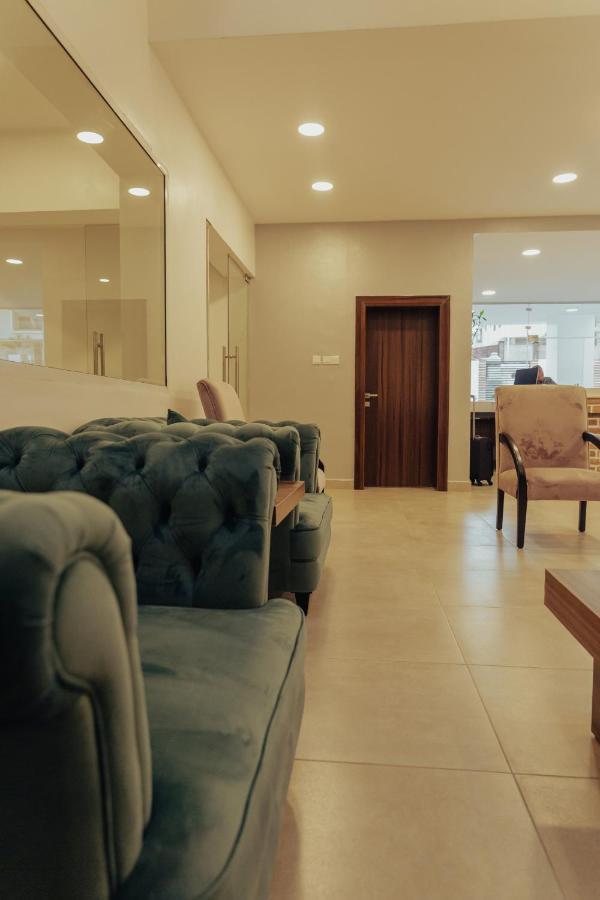 Sinclair Lake Chad Abuja Eksteriør billede